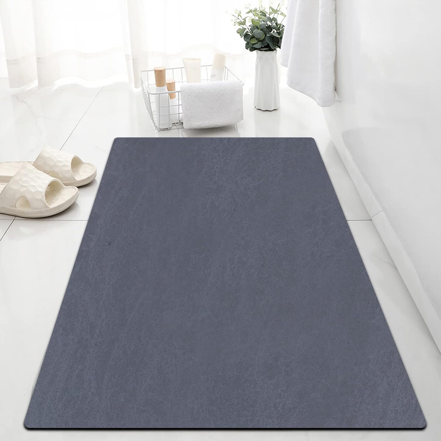 Non-slip soft diatomaceous earth mat