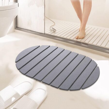 Foldable non-slip diatomaceous earth mat